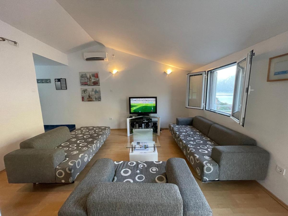 コトル House With Big Terrace And Beautiful Sea Viewヴィラ エクステリア 写真