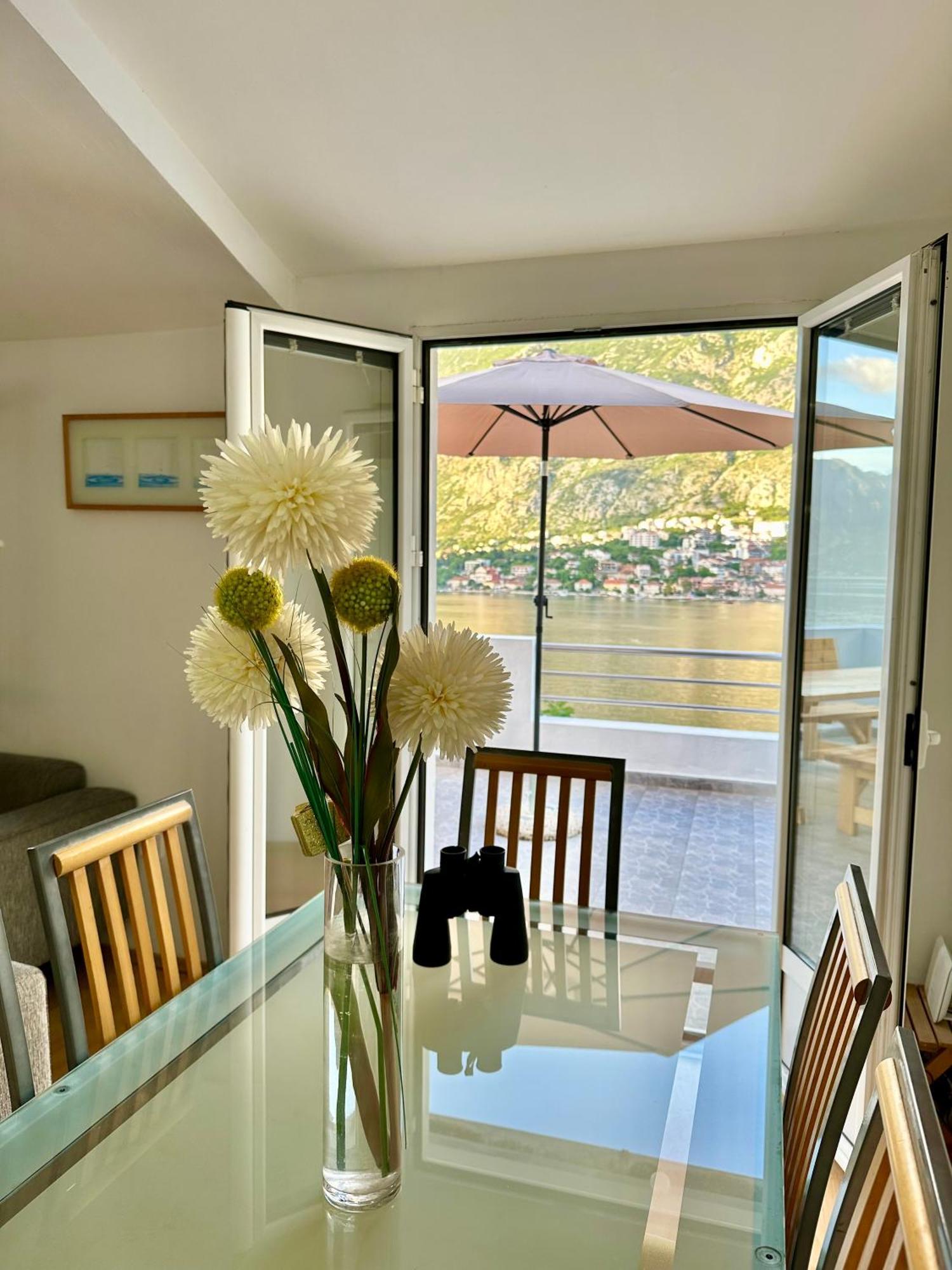 コトル House With Big Terrace And Beautiful Sea Viewヴィラ エクステリア 写真